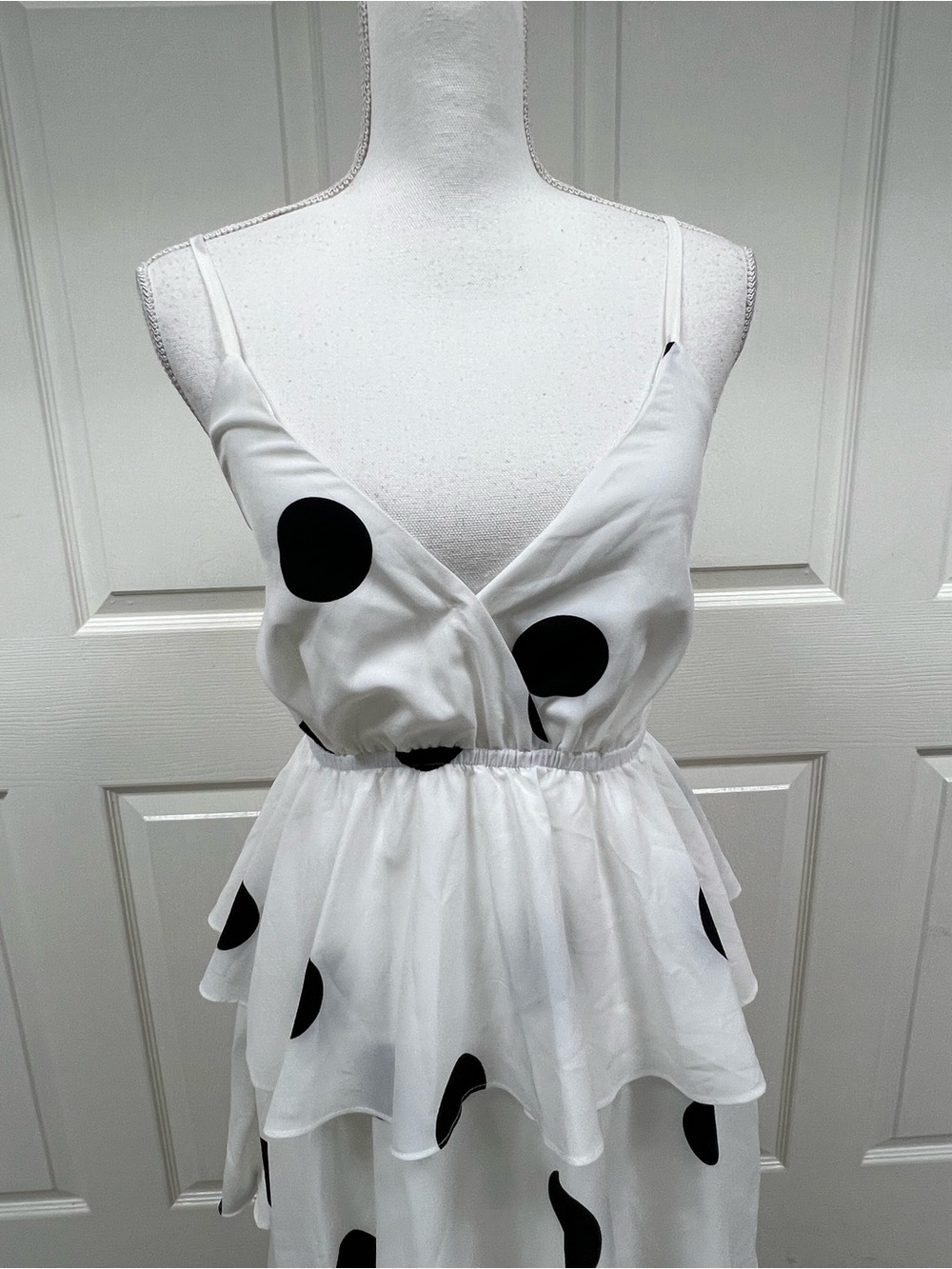 O.P.T. Polka Dot Tiered Midi Dress White Black Size S NWT - Picture 3 of 11